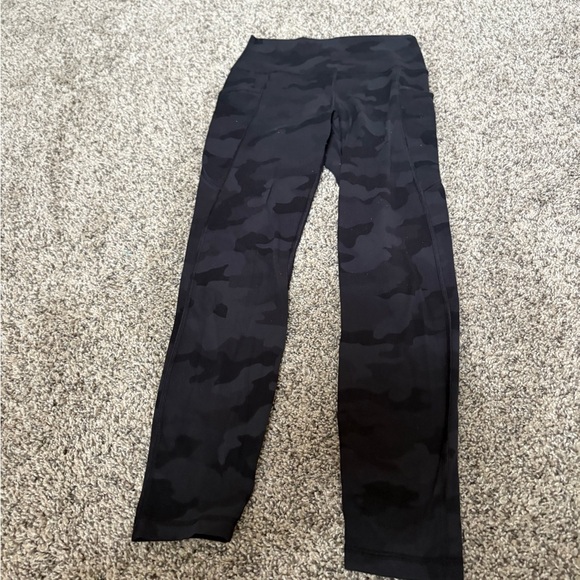 CRZ YOGA Other - CRZ YOGA Dark Camouflage Leggings
